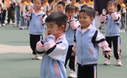 “赴”春日晨光 “享”活力早操——甪直实验幼儿园早操展评活动