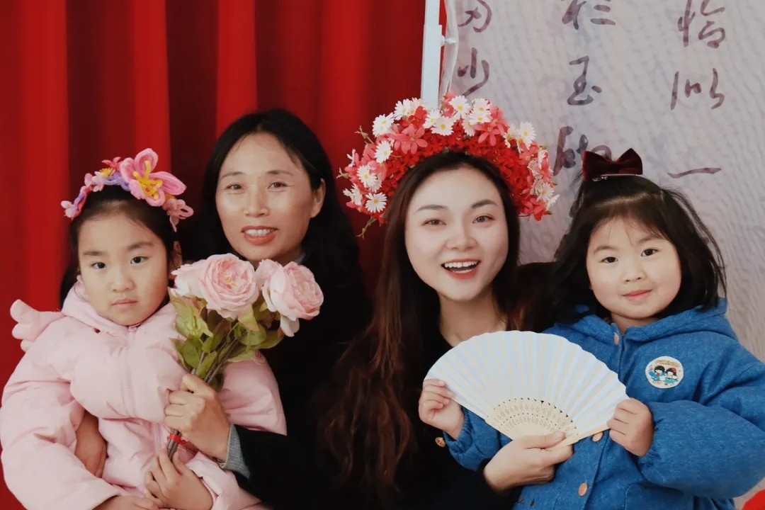 繁花似卿 葳蕤菡萏——甪直实验幼儿园庆三八妇女节系列活动