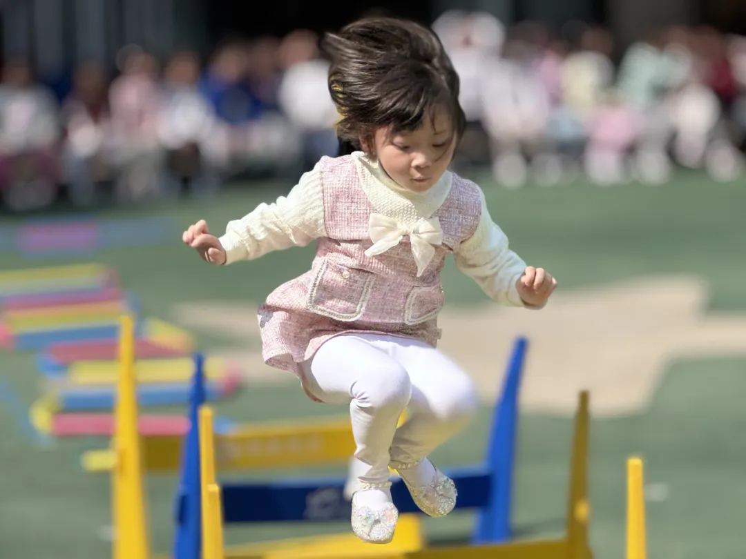 跟着秋阳“趣”运动——甪直实验幼儿园级组活动